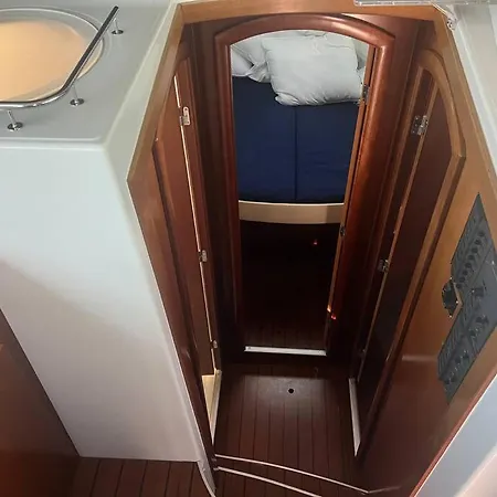 Se Alquila Barco-casa, Lanzarote *